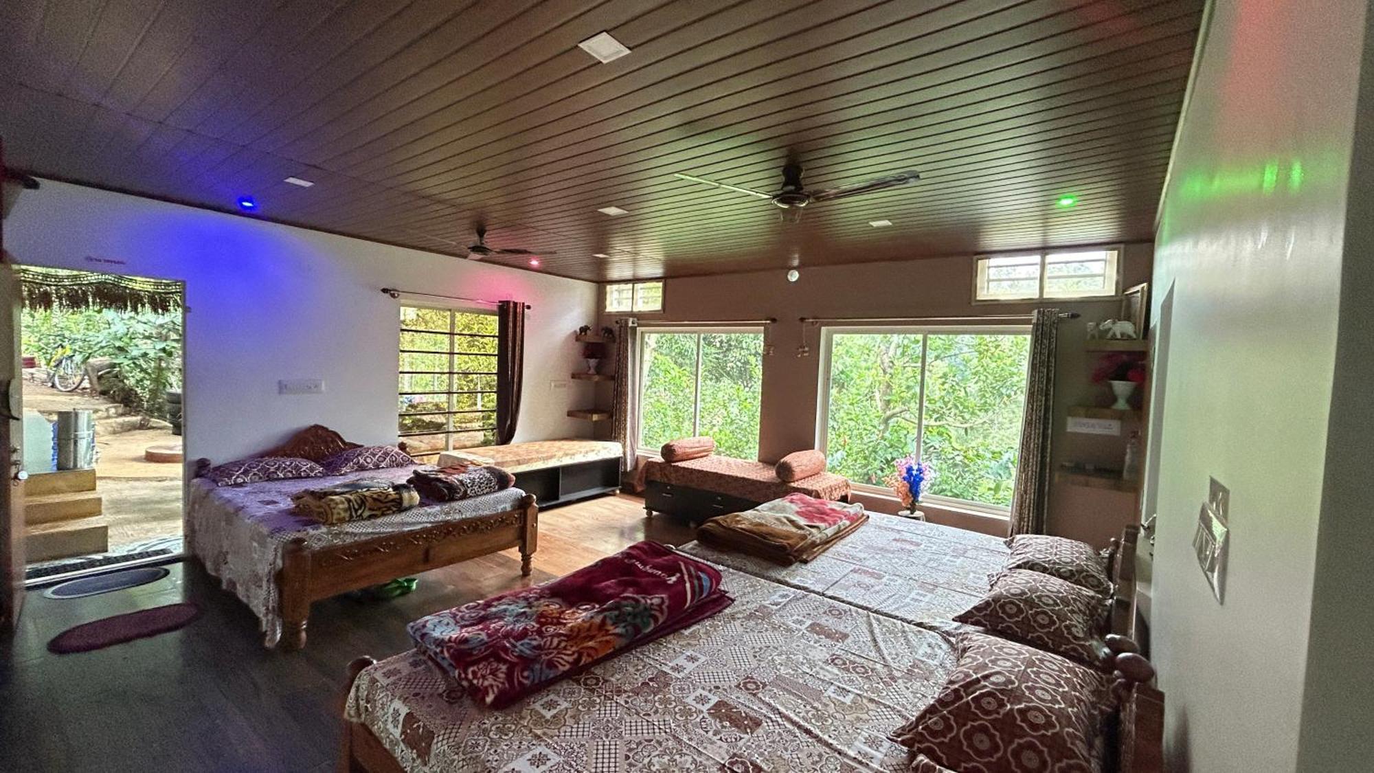 Doddakallu Betta Homestay Coorg Somvārpet Zewnętrze zdjęcie
